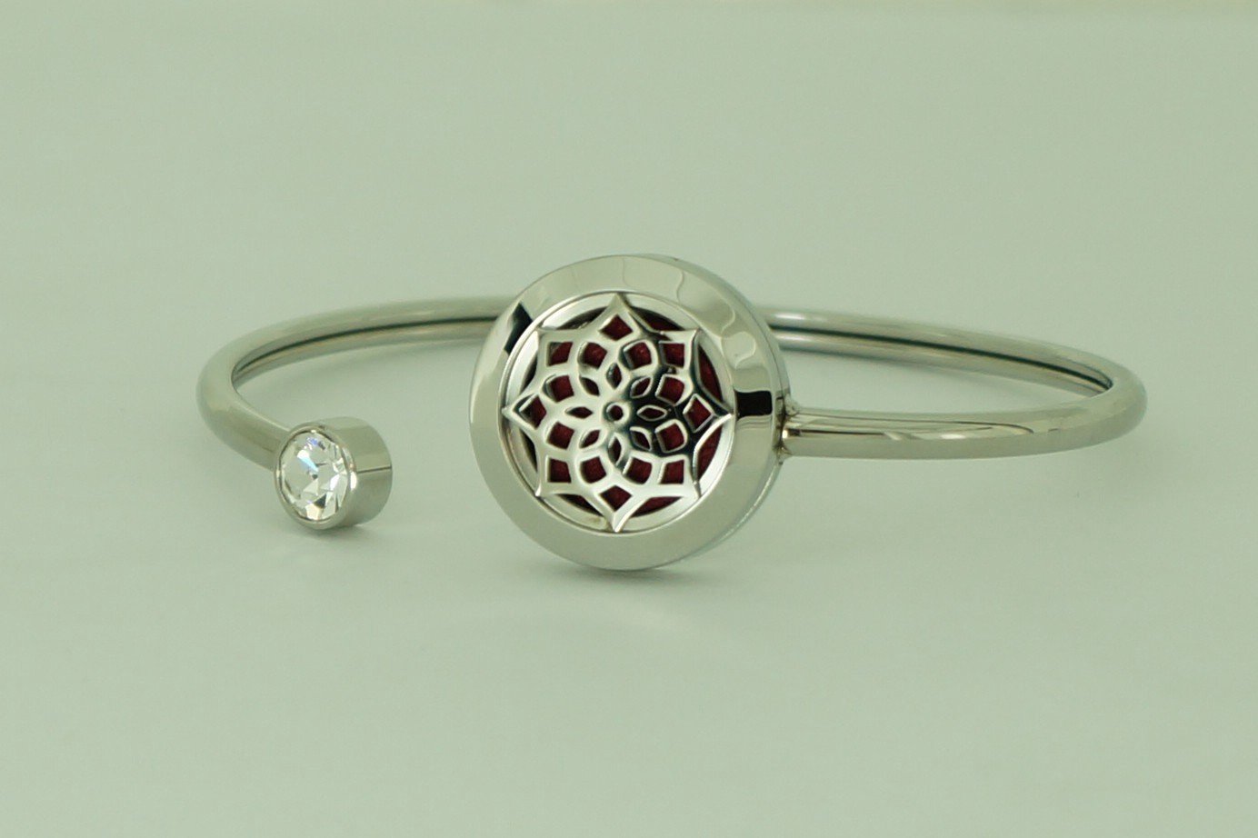 Bracelet - with Locket for Essential Oil - Flower (small)